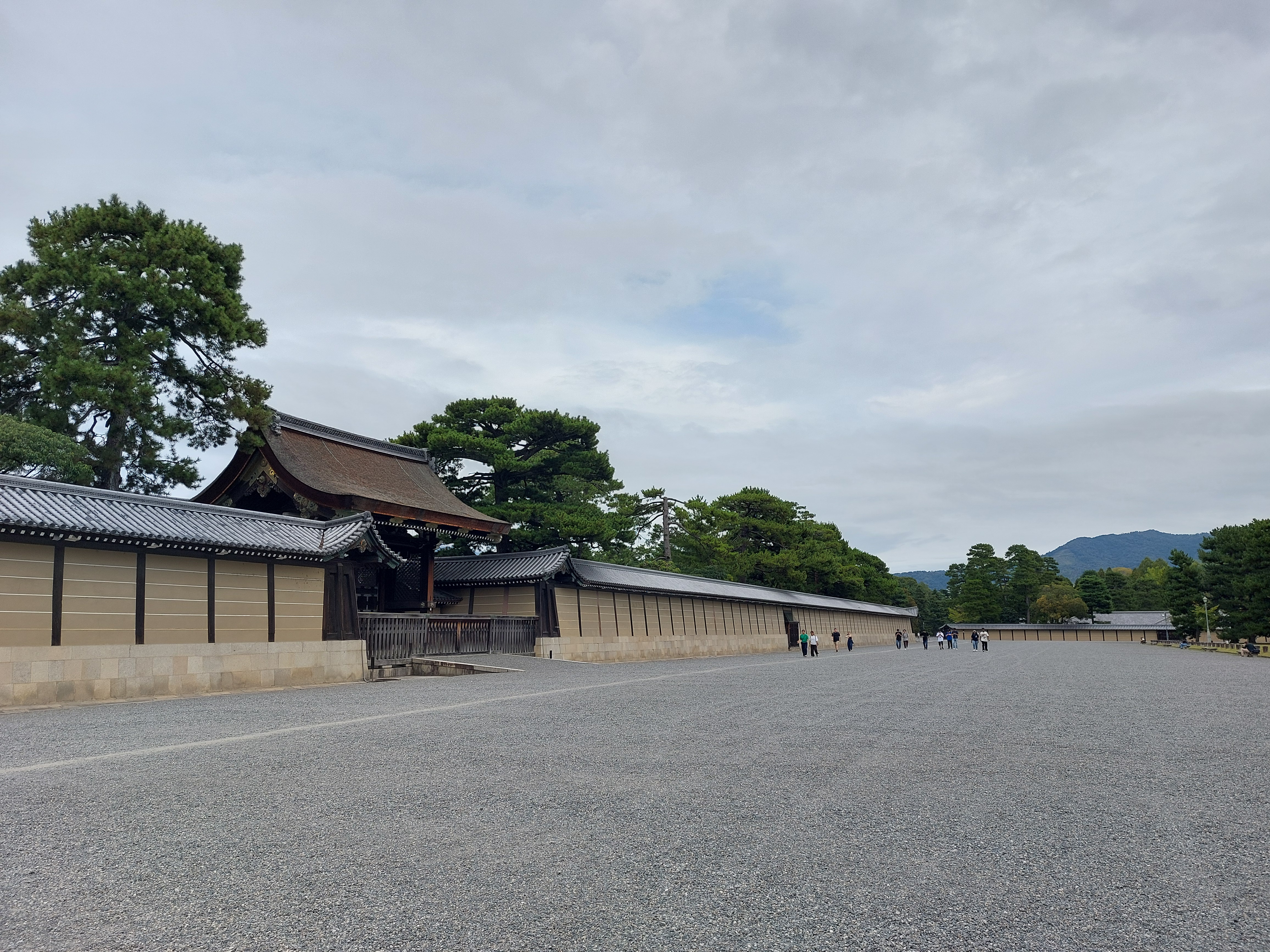 京都御所の外