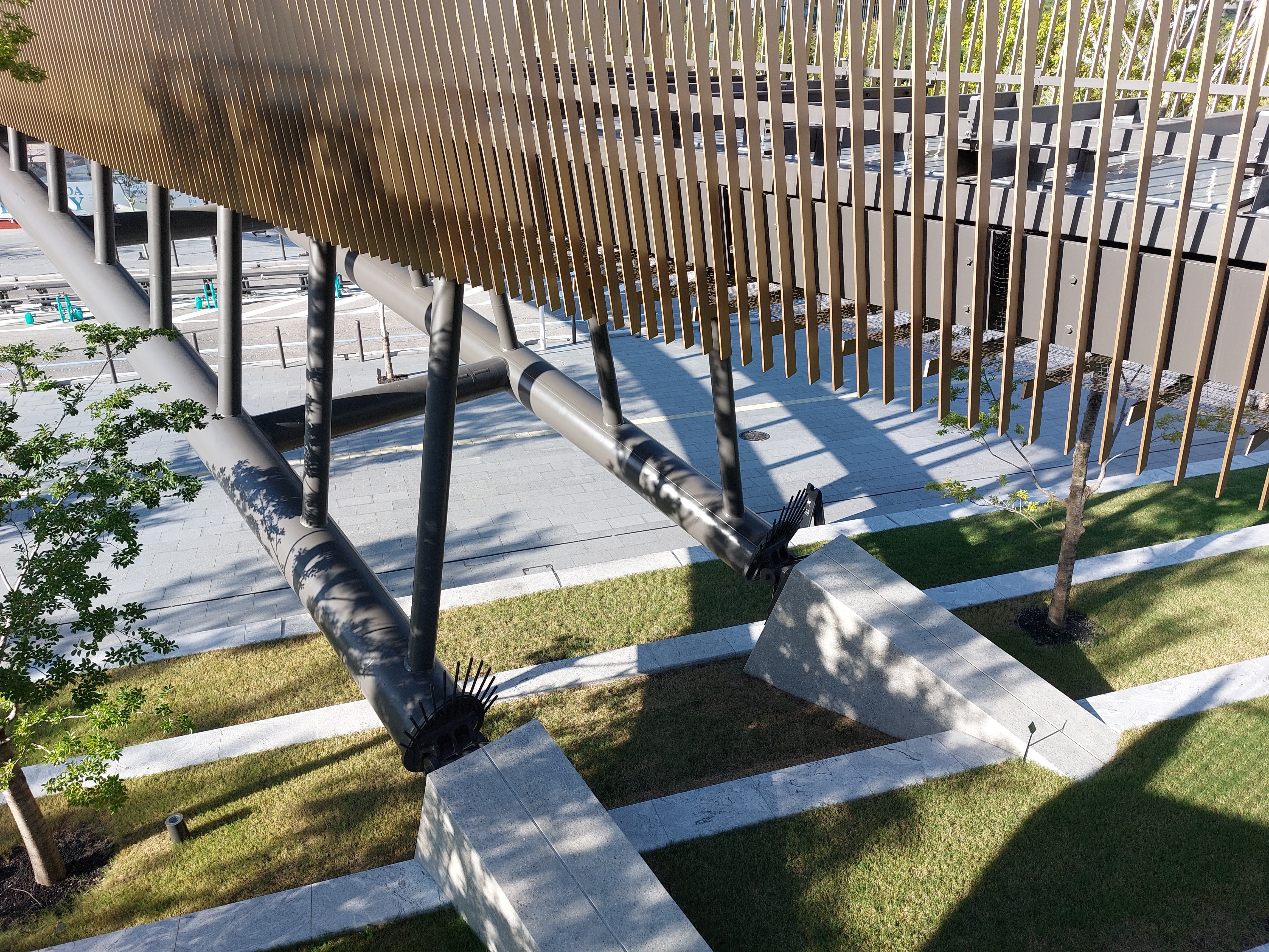 色彩ガーデンの橋