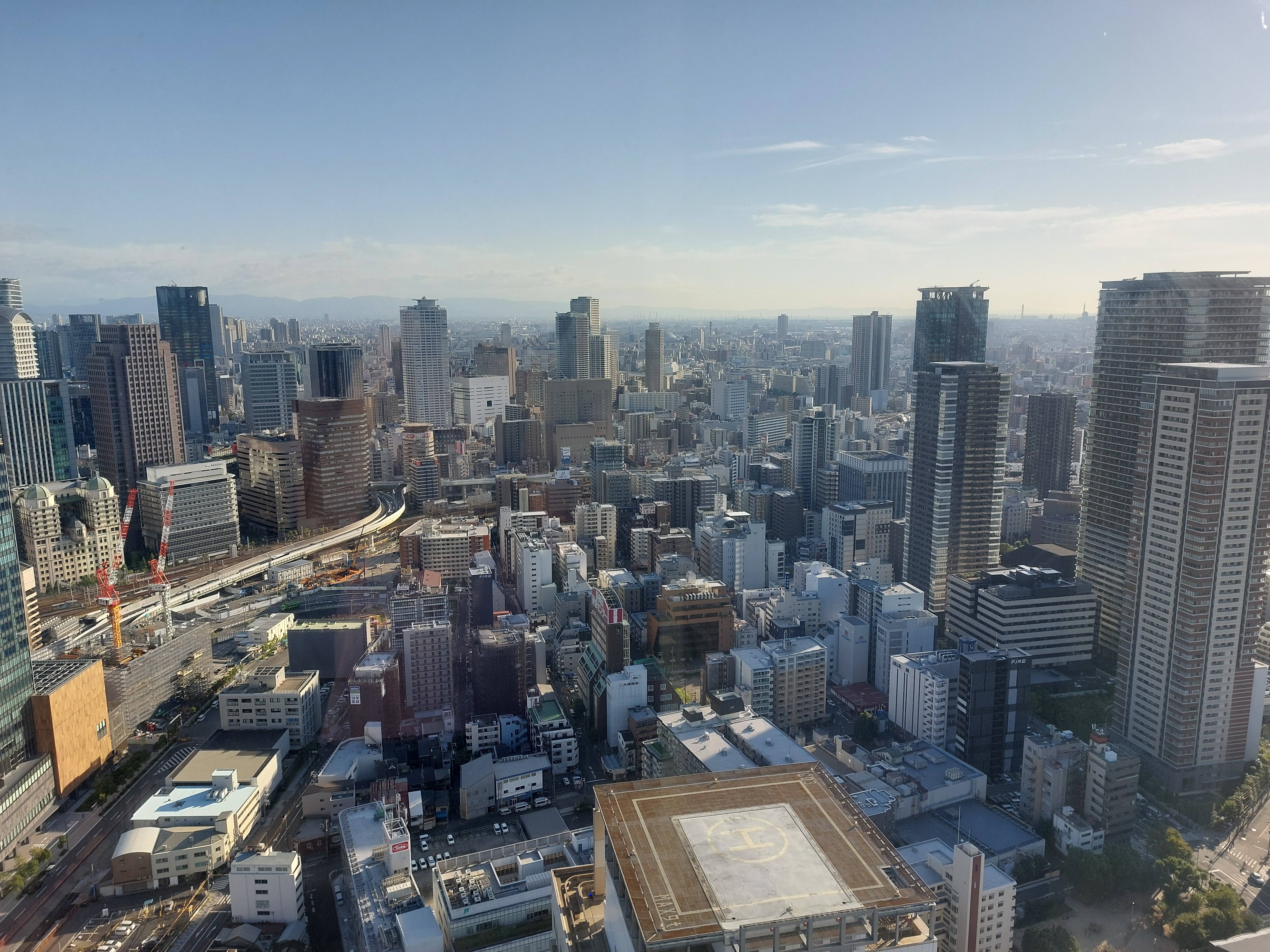 梅田スカイビルの３９階からの眺め