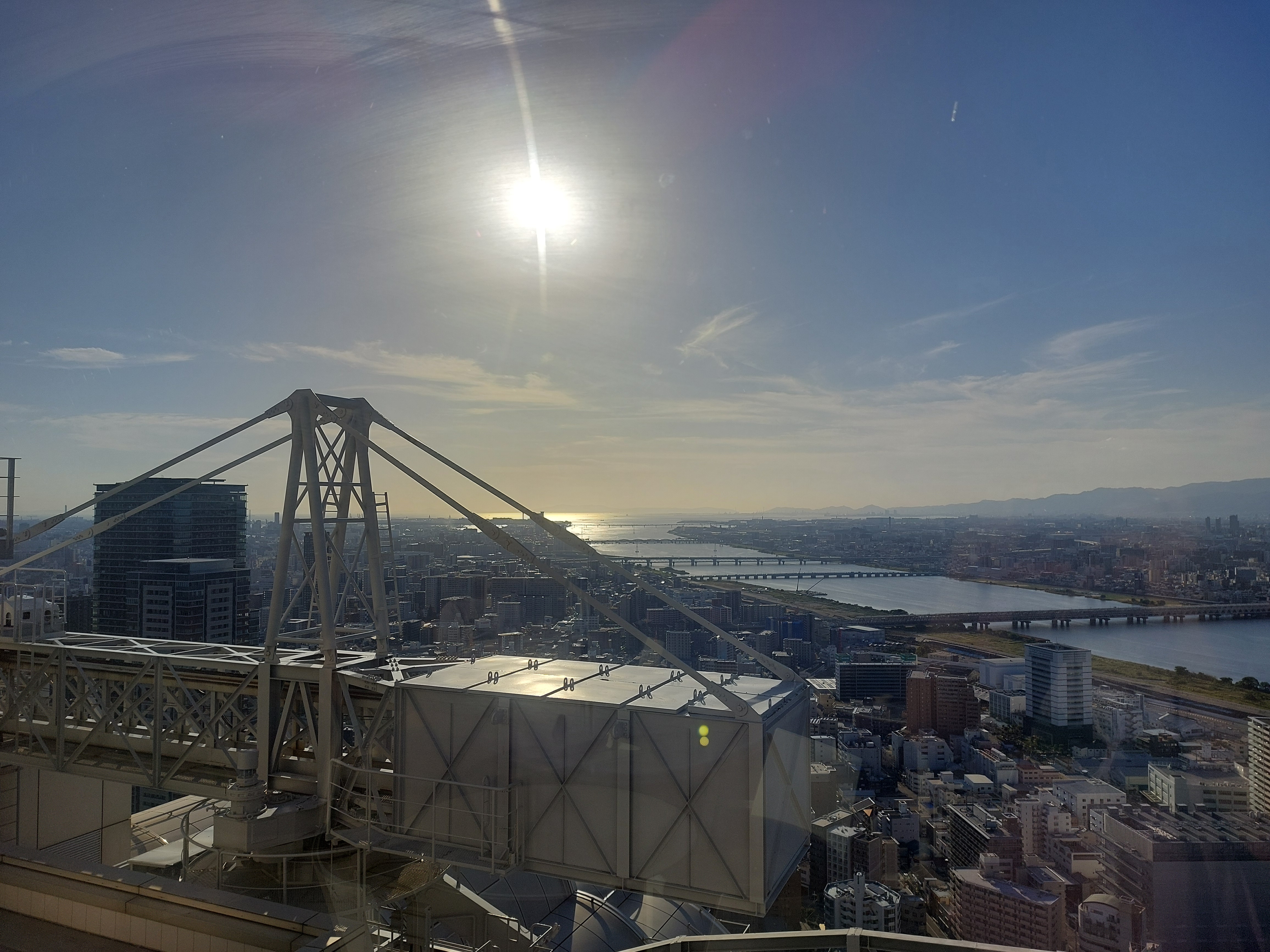 梅田スカイビルの３９階からの眺め
