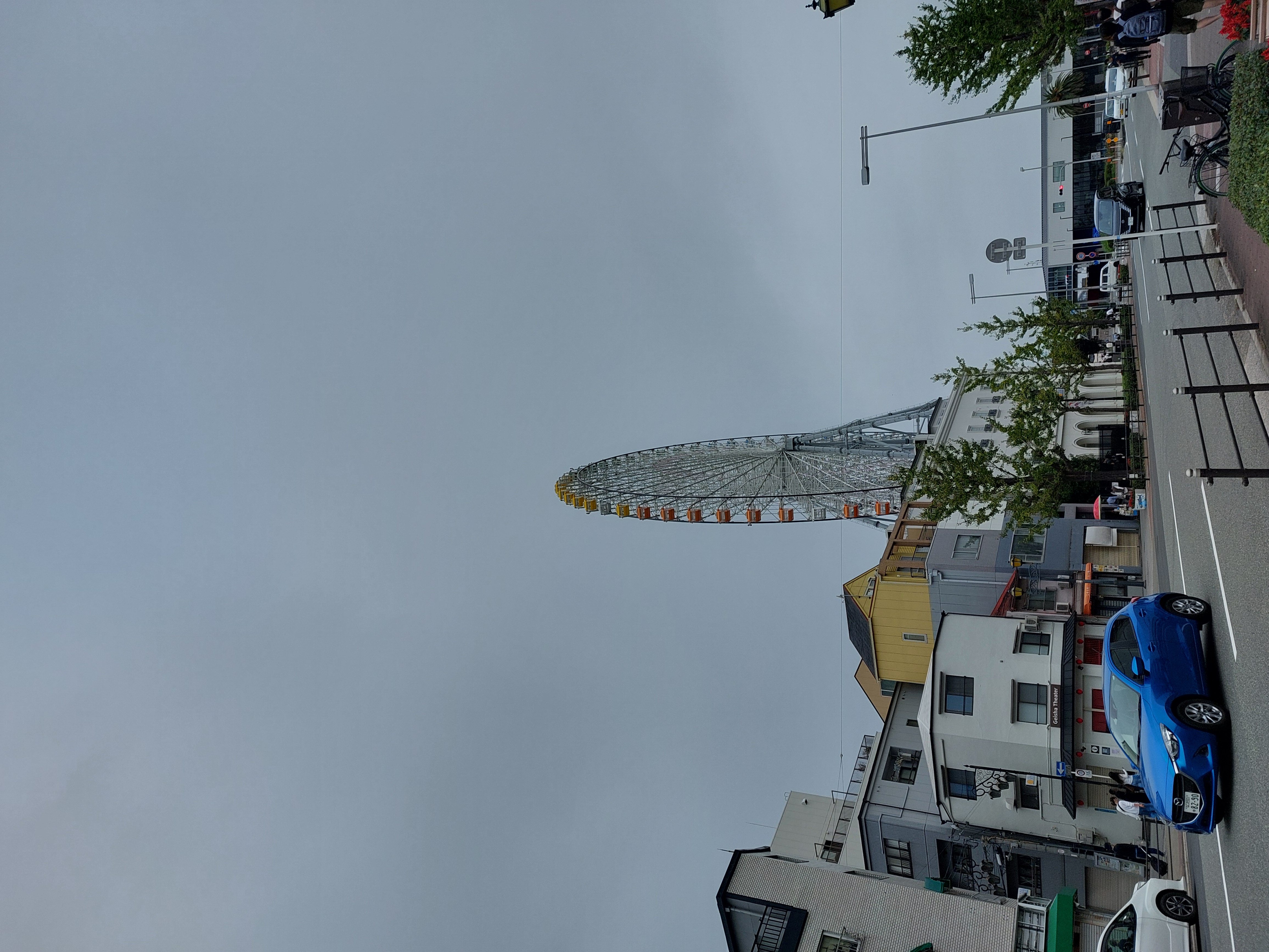 天保山大観覧車遠いから眺め